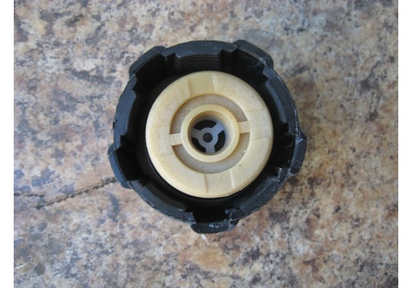 Кришка розширювального бачка Renault, 8200048024